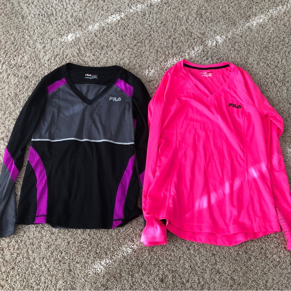 Women's Size Small Fila Long Sleeves